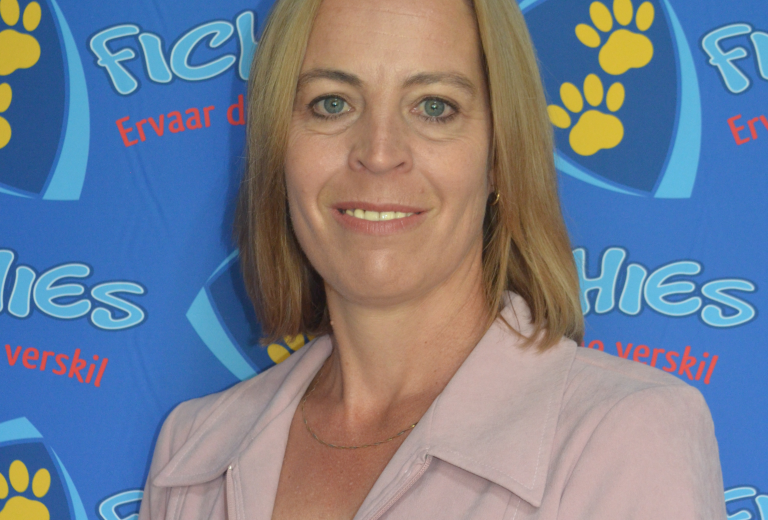 Mev. Nelmarie du Toit