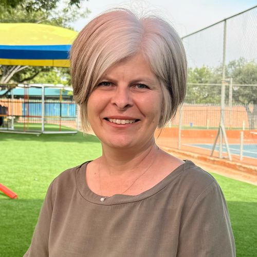 Mev. Suné Steyn